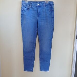 Old Navy Women's Medium Blue Skinny Jeans